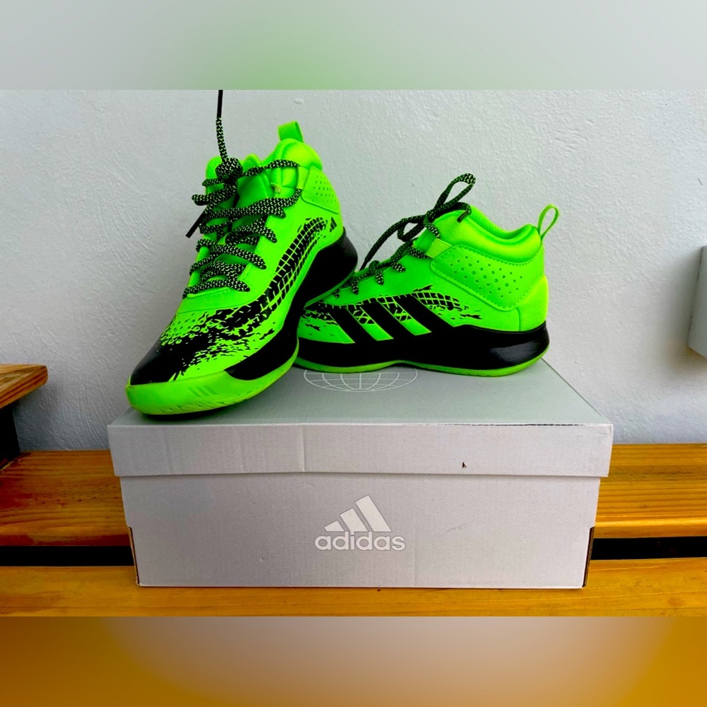 Adidas Cross Em Up Wide. Size 5 in Boys. Neon green